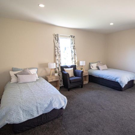 Tuscany Downs Estate Darfield ภายนอก รูปภาพ