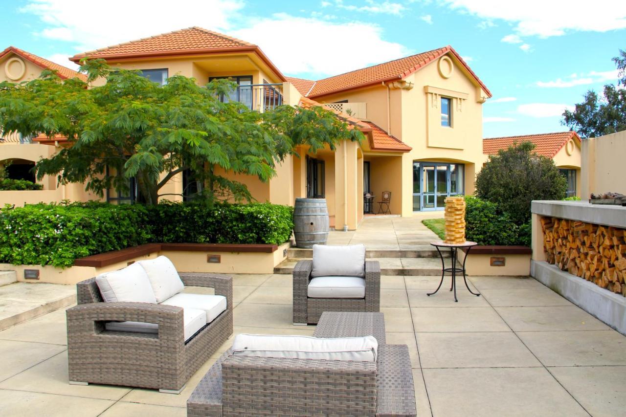 Tuscany Downs Estate Darfield ภายนอก รูปภาพ