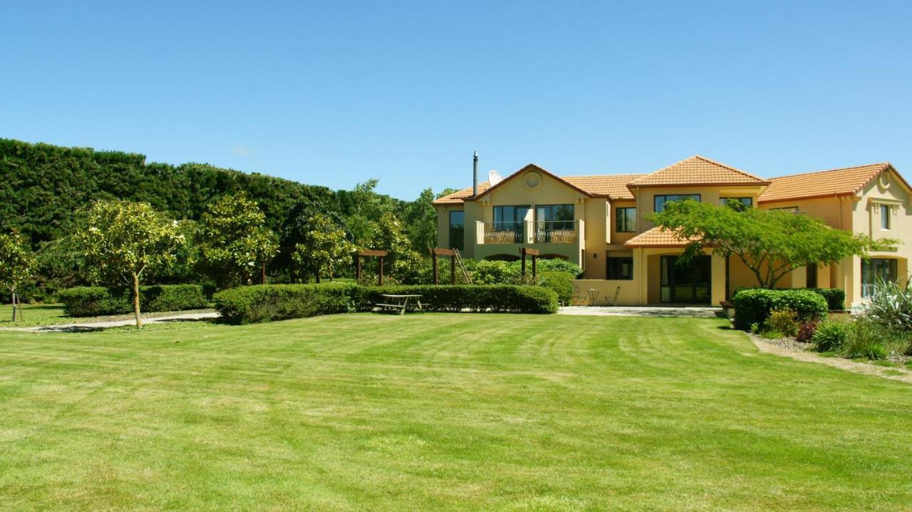 Tuscany Downs Estate Darfield ภายนอก รูปภาพ