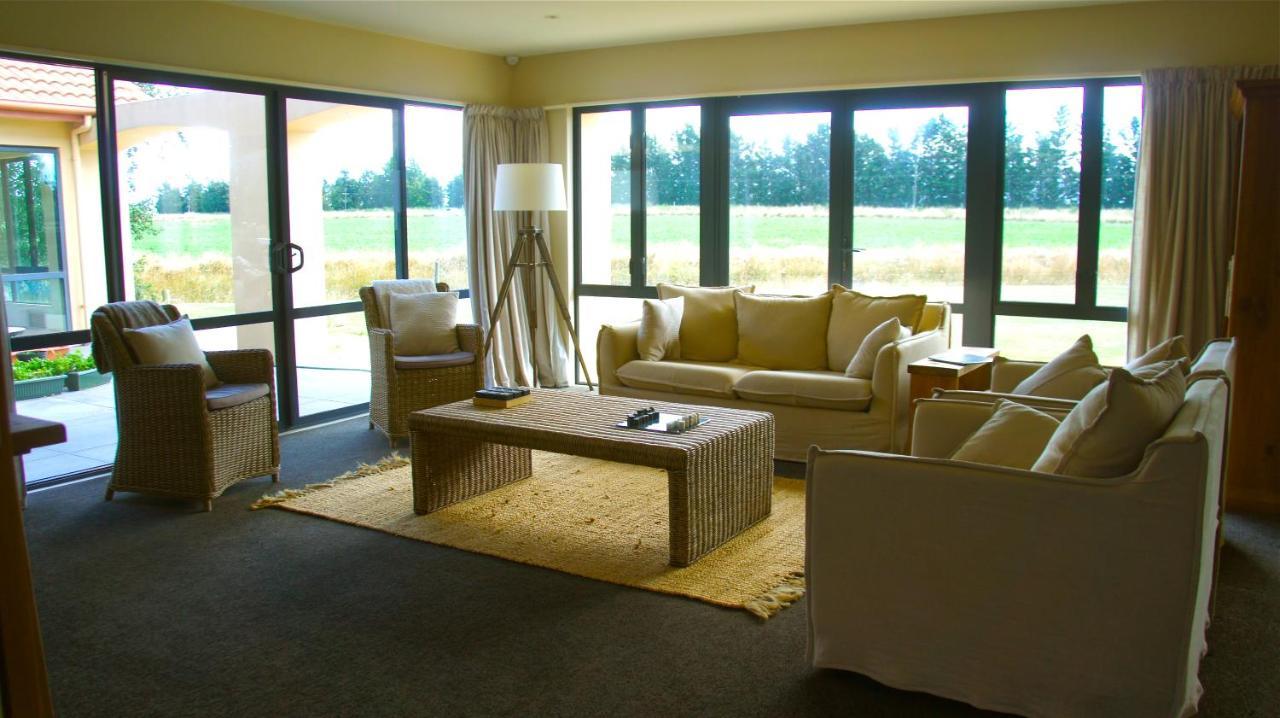 Tuscany Downs Estate Darfield ภายนอก รูปภาพ